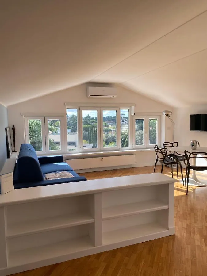 Piccolomini Design Apartment Rome Italy